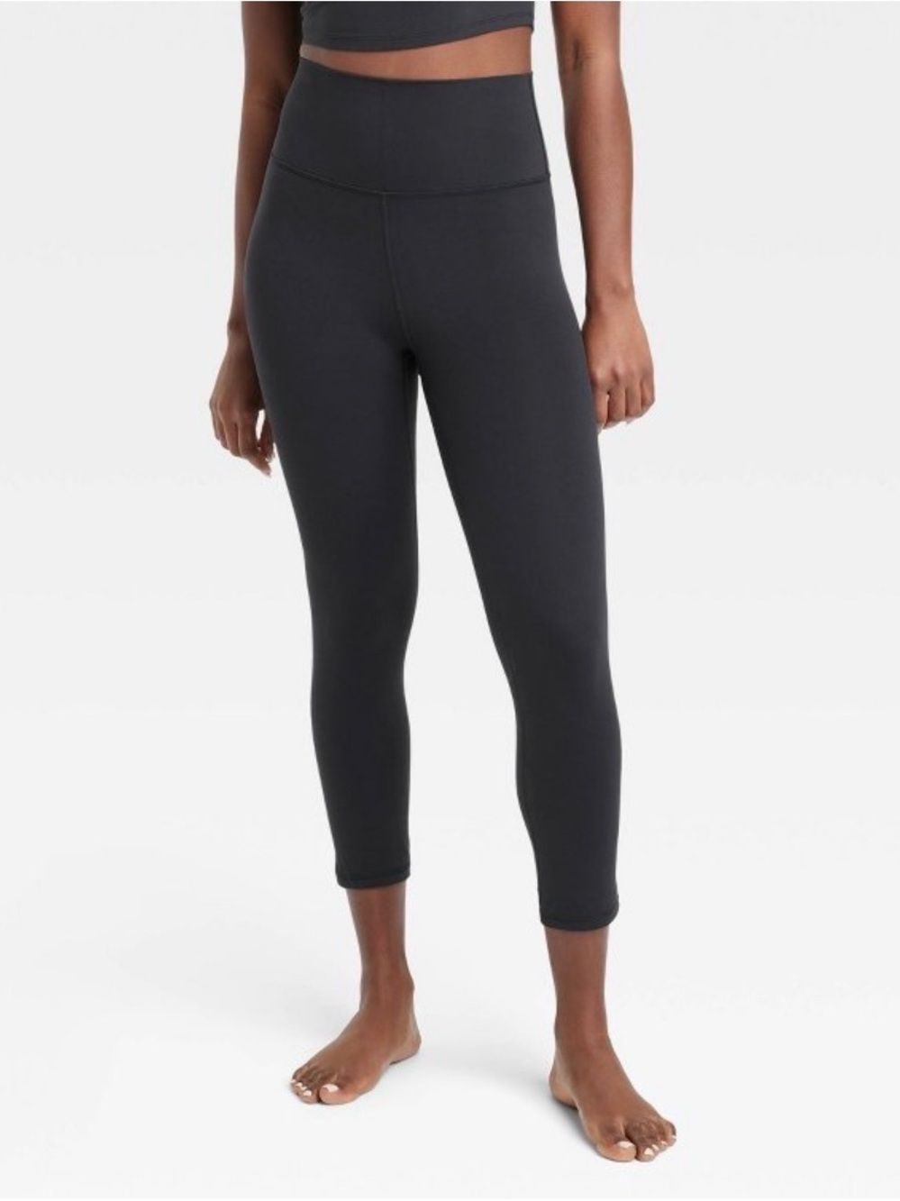 All In Mot Women's Everyday Soft Ultra High-Rise Capri Leggings Black Size L